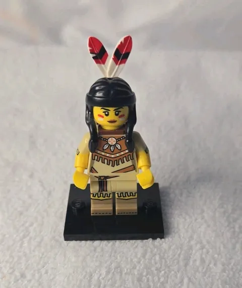 LEGO Collectible Minifigure Series 15 Tribal Woman w/Baby  Complete 