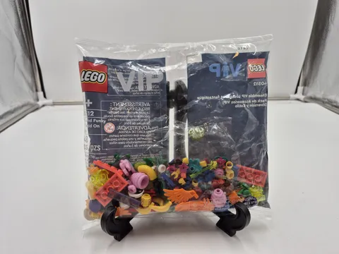 LEGO Miscellaneous: Fun and Funky Vip Add on Pack (40512)