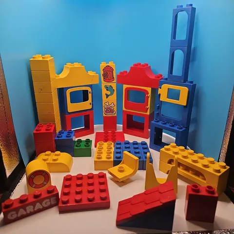 LEGO Duplo Blocks Bricks 47 Piece Lot