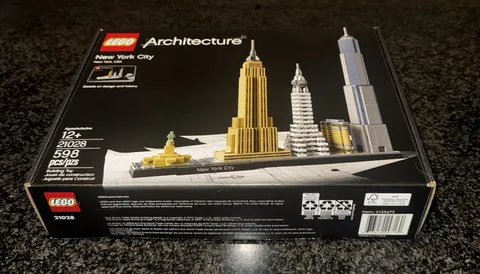LEGO Architecture New York City (21028) - Factory Sealed Complete Set