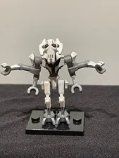LEGO Star Wars General Grievous Minifigure sw0515 w/ Lightsaber, 75112
