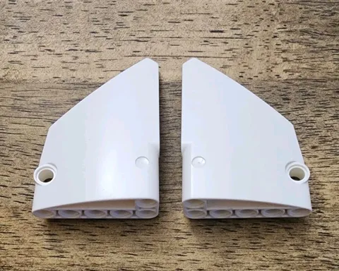 LEGO White Technic, Panel Fairing #13/14 Large Short, Side A And B. 64394, 64680