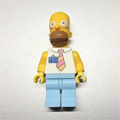 LEGO The Simpsons Homer Simpson Minifigure Yellow Head Light Blue Legs