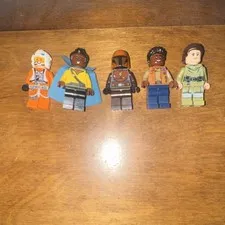 LEGO Star Wars Minifigures Lot of 5 Rebel Pilot,Lando,Mando warrior,Finn, Leia