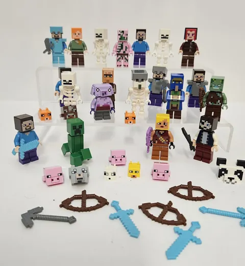 LEGO 20 Minecraft Authentic Minifigure 10 Animal Heads And Accessories 