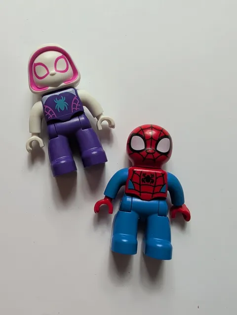 LEGO Duplo Marvel Spider-Man & Ghost Spider Gwen 2.5" Figures