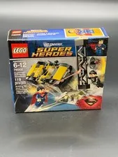 LEGO DC Comics Super Heroes: Superman Metropolis Showdown (76002) (46)