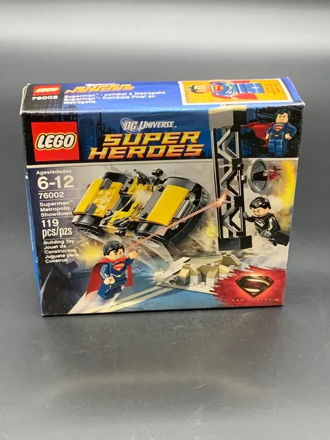 LEGO DC Comics Super Heroes: Superman Metropolis Showdown (76002) (46)