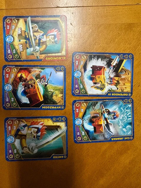 Lego CHIMA LOT OF 5 CARDS 2013