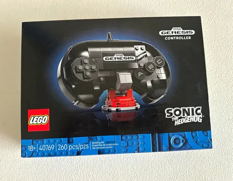 LEGO Sonic the Hedgehog Sega Genesis Controller 40769 260 pcs 18+