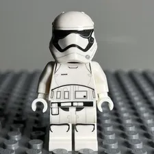 2016 Lego Star Wars First Order Stormtrooper Minifigure sw0667 - 2D