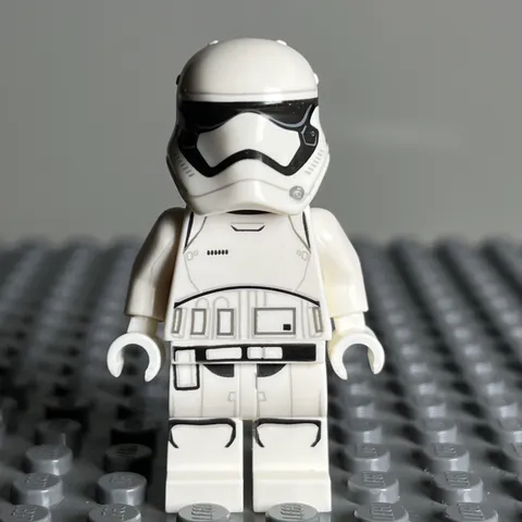 2016 Lego Star Wars First Order Stormtrooper Minifigure sw0667 - 2D