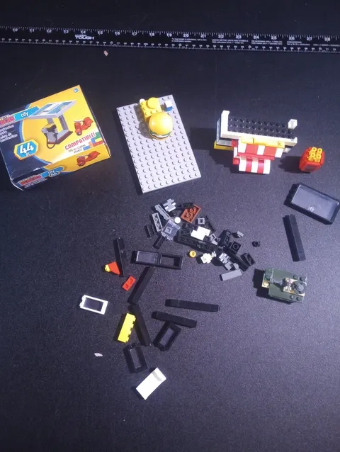 Miscellaneous Lego Set Endless Possibilities Collectable Incomplete Set