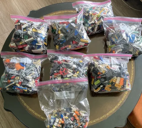LEGO 14 lb Lot of Mixed Bricks, Parts & Pieces, Mini-figures, Bionicles
