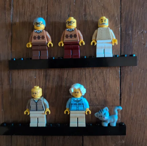 LEGO Grandma & Grandpa Minifigure Lot 5 Grandparents Including Grey Cat Figure