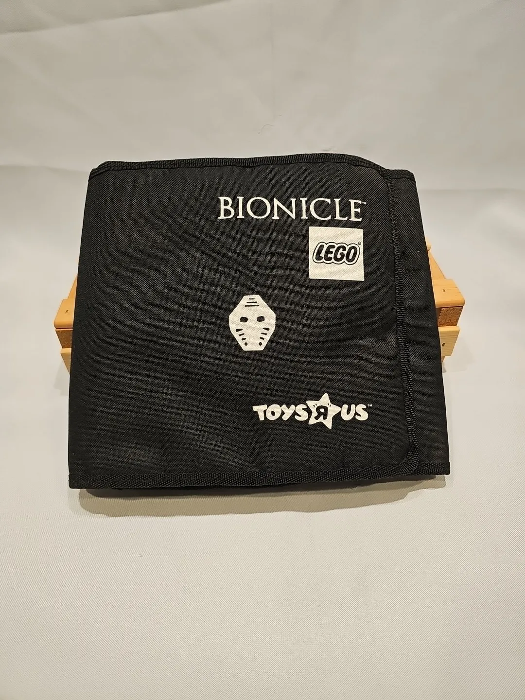 LEGO Bionicle Mask Holder Toys R US Exclusive Fabric Storage Case