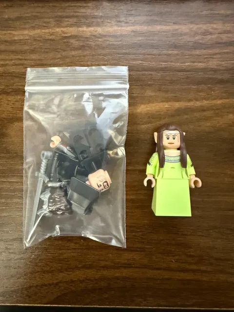 Lego Minas Tirith King Aragorn and Arwen without Banner
