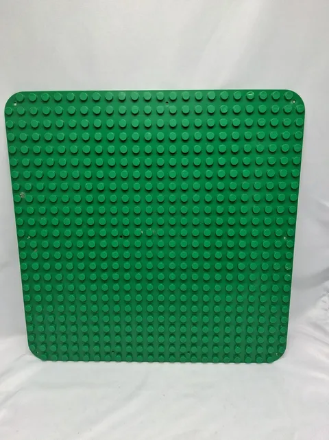 Lego DUPLO Base Peg Board Green Plate 24 x 24 Dots 15" X 15"