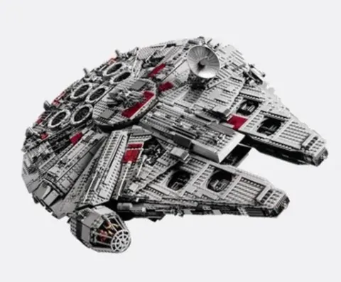 LEGO Star Wars: Ultimate Collector's Millennium Falcon (10179)