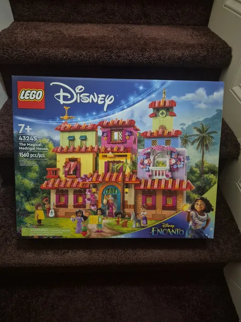 LEGO Disney: The Magical Madrigal House (43245)