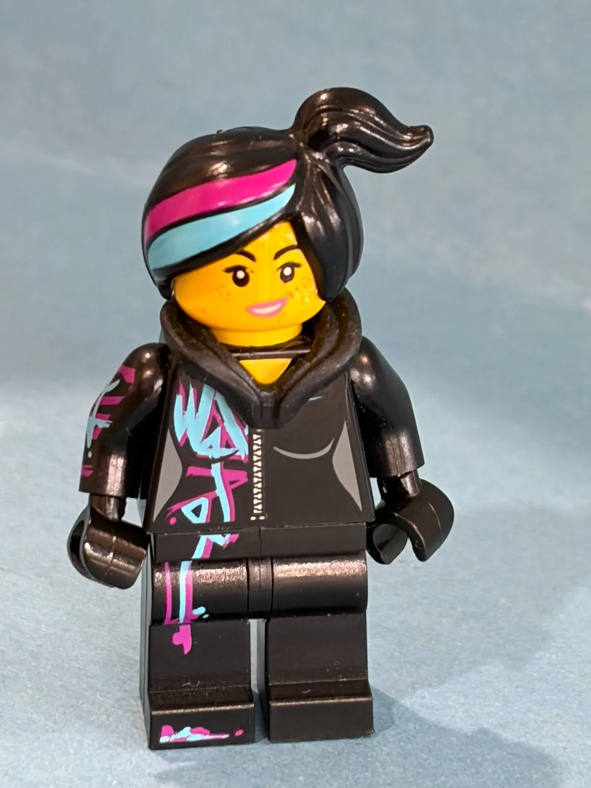 LEGO Movie Minifig tlm099 - Lucy Wyldstyle - Light Scratches/No Cracks