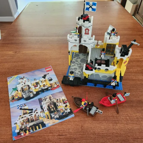 Lego  Pirates 6276 Eldorado Fortress Complete with instructions