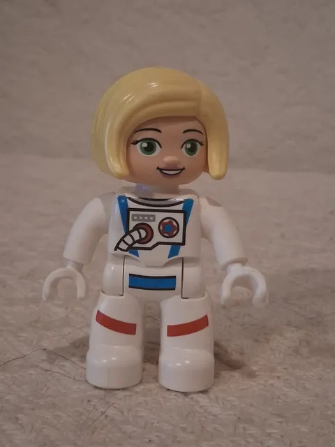 Lego Duplo - Rare Woman Female Girl Astronaut Figure Piece Blonde