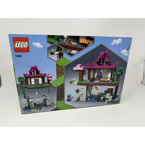 LEGO Minecraft 21183 The Training Grounds Brand New