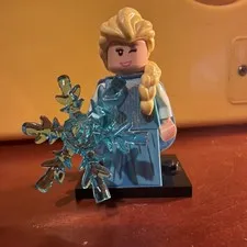 Lego Princess Elsa from Frozen 71024 Disney Series 2 Minifigure