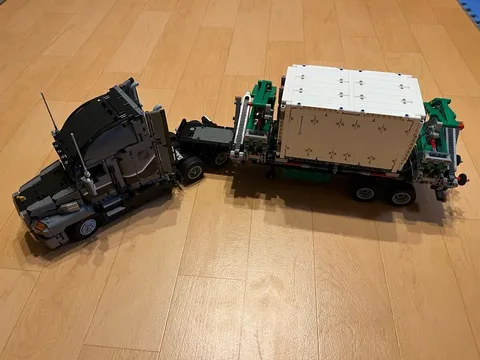 LEGO Technic Mack Anthem 42078 In 2018 Used Retired W/Manual As Is