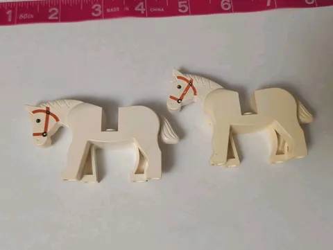 Vintage LEGO Lot of 2 White Horses Movable Head  Minifigures Authentic 