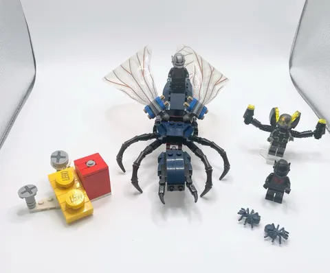 Lego 76039 Marvel Super Heroes Ant-Man Final Battle- 97% Complete NO BOX