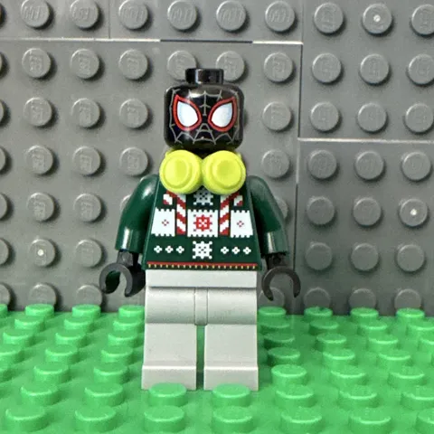 LEGO Spider-Man Miles Morales Holiday Minifigure Super Heroes: Spider-Man sh0985