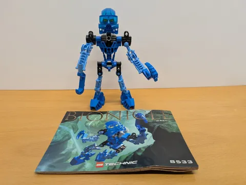 LEGO Bionicle 8533 Original Toa Gali+Book, Very Good Condition