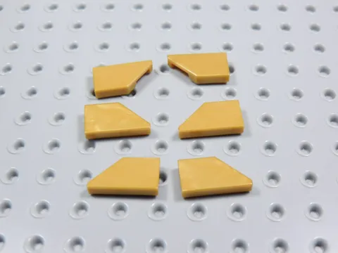 LEGO Lot of 6 Pearl Gold 1x2 Curved Wedge Smooth Tiles Plates LEFT AND RIGHT BN