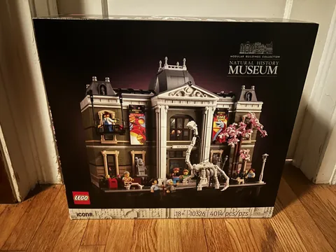 LEGO Icons 10326 Natural History Museum 4014 Pieces NEW SEALED Modular Building