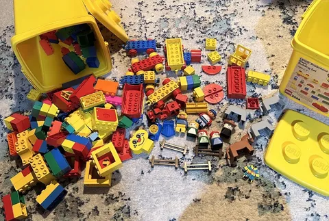 LEGO Duplo Set 2424 Basic Yellow Bucket Preschool Building Blocks
