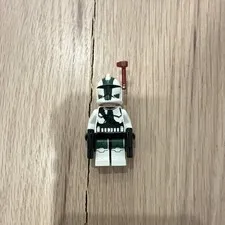 LEGO Commander Gree phase 1/Soldier Minifigure w Helmet Antenna +Blasters