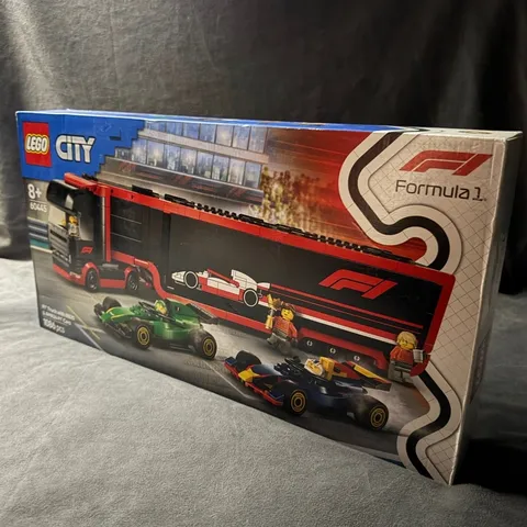 LEGO City F1 Truck RB20 AMR24 Cars 60445 New Sealed Box Wear