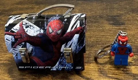 Lego Spider-Man Keychain Minifigure And Spider-Man 3 Collectible Tin Marvel