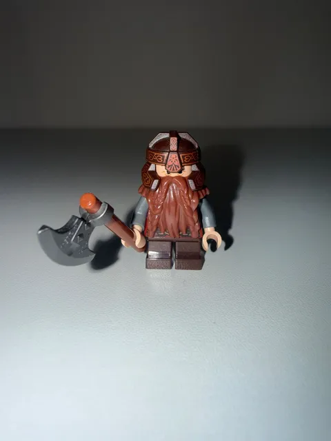 LEGO Minifigure Gimli - Lord of the Rings lor013 w/ Axe Cracked.