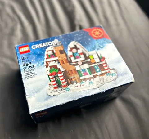 LEGO Creator Mini Gingerbread House 40337 499-Piece Limited Edition Box 2019