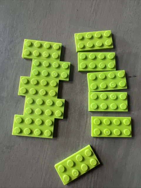 LEGO 3020 Lime 2x4 Plate - 11 Pieces