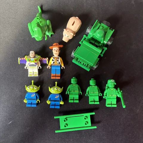 Lego Toy Story Minifigure and set 7595 Lot Rare
