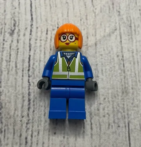LEGO City Shirley Keeper, Female Construction Worker Minifig