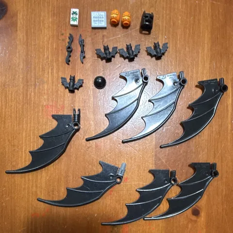 LEGO Batman accessories Lot(19) -Bat Wings Batman’s Cowl Mini Bats pumpkin heads