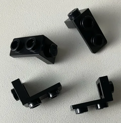 LEGO 4x NEW Pieces Bracket 1x1 - 1x2 BLACK #79389