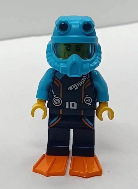 LEGO City Minifig (cty1609) -female Scuba Diver orange flippers