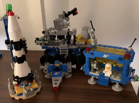 Lego Micro Rocket Launchpad (40712)