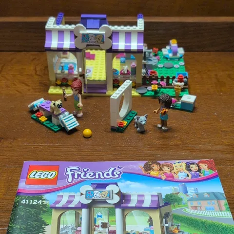 LEGO Friends 41124 Heartlake Puppy Daycare 286pc complete set RETIRED